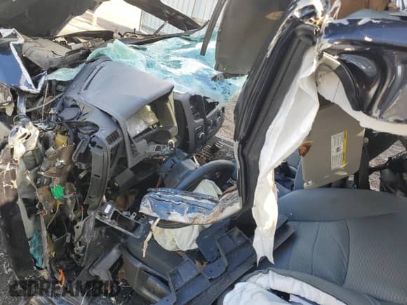 2019 Ram 1500 Express with VIN 1C6RR7FG2KS632409, listed as a Copart auction lot 82521654 with Not provided miles and Salvage title. Bid and sale history available at DreamBid. Image 8.