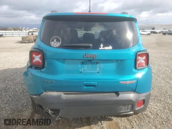 ✅ 2021 Jeep Renegade Trailhawk • VIN: ZACNJDC16MPM10006 • Lot: 50981775. Listed on Copart with 36,884 mi. Free auction sales archive from the USA and detailed vehicle history report at DreamBid. Image 6.