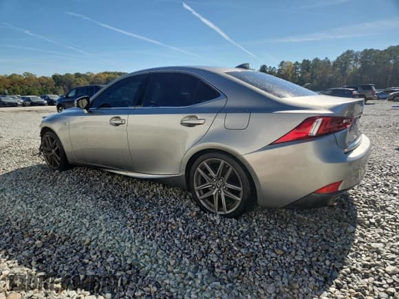 ✅ 2015 Lexus IS 250 • VIN: JTHBF1D28F5052303 • Lot: 90361435. Wystawiony na Copart z przebiegiem 116 250 mil. Bezpłatny archiwum sprzedaży aukcyjnych z USA i szczegółowy raport historii pojazdu na DreamBid. Zdjęcie 2.