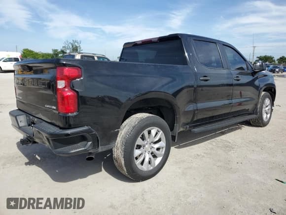 ✅ 2022 Chevrolet Silverado 1500 Custom • VIN: 3GCPABEK7NG580528 • Lot: 92401915. Listed on Copart with 30,801 mi. Free auction sales archive from the USA and detailed vehicle history report at DreamBid. Image 3.