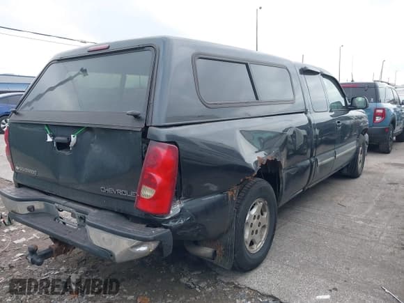 ✅ 2004 Chevrolet Silverado 1500 LS • VIN: 2GCEC19T541159865 • Лот: 43761032. Опубликован ранее на IAAI с пробегом 126 375 миль. Бесплатный доступ к архиву аукционных продаж из США и подробный отчёт об истории автомобиля на DreamBid. Изображение 4.