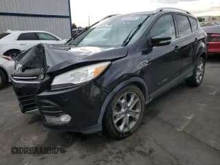✅ 2015 Ford Escape Titanium • VIN: 1FMCU0JX8FUB38783 • Lot: 92713305. Wystawiony na Copart z przebiegiem 57 439 mil. Bezpłatny archiwum sprzedaży aukcyjnych z USA i szczegółowy raport historii pojazdu na DreamBid. Zdjęcie 1.
