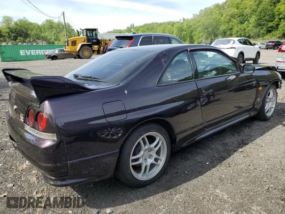✅ 1996 Nissan Skyline • VIN: BCNR33023562 • Lot: 58532325. Wystawiony na Copart z przebiegiem 49 922 mil. Bezpłatny archiwum sprzedaży aukcyjnych z USA i szczegółowy raport historii pojazdu na DreamBid. Zdjęcie 3.