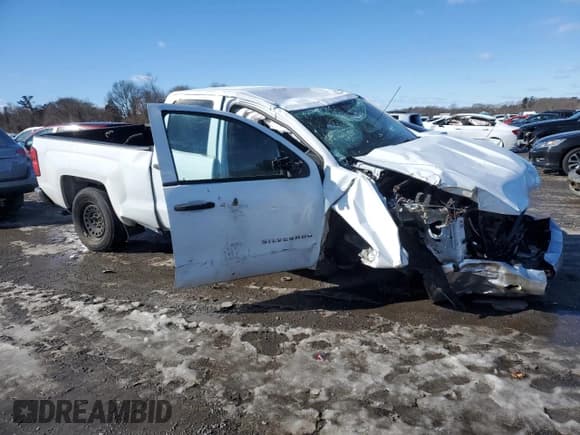 ✅ 2018 Chevrolet Silverado 1500 Work Truck • VIN: 1GCVKNEH4JZ101552 • Lot: 45334515. Wystawiony na Copart z przebiegiem Nie podano. Bezpłatny archiwum sprzedaży aukcyjnych z USA i szczegółowy raport historii pojazdu na DreamBid. Zdjęcie 4.