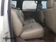 ✅ 2005 Chevrolet Suburban LT • VIN: 3GNFK16Z25G122658 • Лот: 43069435. Опубликован ранее на Copart с пробегом 188 401 миль. Бесплатный доступ к архиву аукционных продаж из США и подробный отчёт об истории автомобиля на DreamBid. Изображение 11.