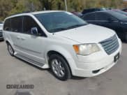 ✅ 2010 Chrysler Town & Country Touring • VIN: 2A4RR5D14AR133746 • Лот: 43756703. Опубликован ранее на IAAI с пробегом 221 819 миль. Бесплатный доступ к архиву аукционных продаж из США и подробный отчёт об истории автомобиля на DreamBid. Изображение 1.