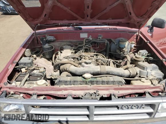 ✅ 1988 Toyota Pickup • VIN: JT4RN63A7J5038197 • Lot: 59910655. Wystawiony na Copart z przebiegiem 76 519 mil. Bezpłatny archiwum sprzedaży aukcyjnych z USA i szczegółowy raport historii pojazdu na DreamBid. Zdjęcie 11.