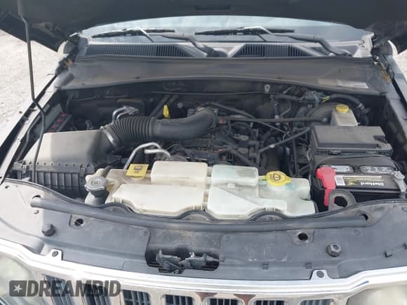 ✅ 2011 Jeep Liberty Sport Jet • VIN: 1J4PN2GK0BW546178 • Lot: 42497911. Wystawiony na IAAI z przebiegiem 94 767 mil. Bezpłatny archiwum sprzedaży aukcyjnych z USA i szczegółowy raport historii pojazdu na DreamBid. Zdjęcie 10.