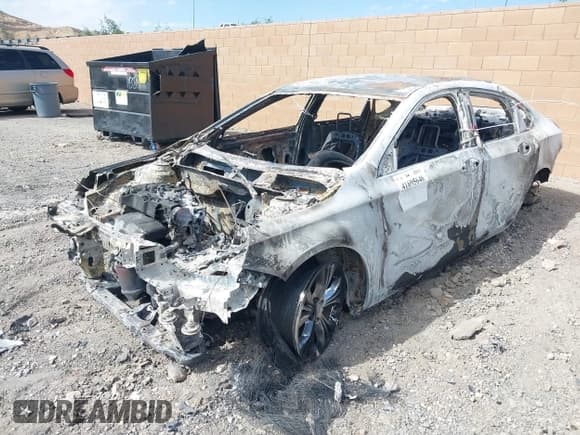 ✅ 2015 Chevrolet Impala LT • VIN: 1G1115SL5FU131411 • Lot: 41695646. Listed on IAAI with Not provided. Free auction sales archive from the USA and detailed vehicle history report at DreamBid. Image 2.