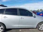 ✅ 2006 Toyota Matrix STD • VIN: 2T1KR32E66C598148 • Лот: 43551515. Опубликован ранее на IAAI с пробегом 292 521 миль. Бесплатный доступ к архиву аукционных продаж из США и подробный отчёт об истории автомобиля на DreamBid. Изображение 13.