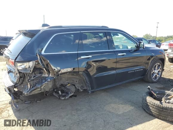 ✅ 2019 Jeep Grand Cherokee Overland • VIN: 1C4RJFCG5KC623857 • Lot: 70816035. Listed on Copart with 54,745 mi. Free auction sales archive from the USA and detailed vehicle history report at DreamBid. Image 3.