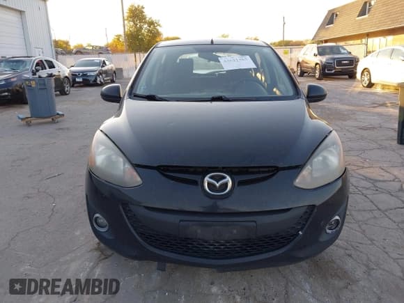 ✅ 2013 Mazda 2 Touring • VIN: JM1DE1LZ9D0163111 • Lot: 43621385. Listed on IAAI with 215,288 mi. Free auction sales archive from the USA and detailed vehicle history report at DreamBid. Image 12.