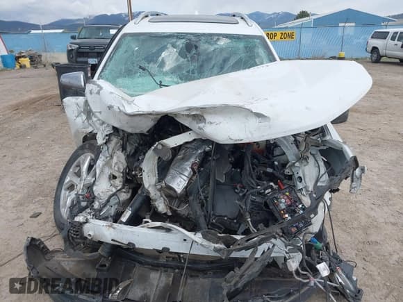 ✅ 2019 Chevrolet Equinox Premier • VIN: 3GNAXZEUXKS598469 • Лот: 42027273. Опубликован ранее на IAAI с пробегом Не указан. Бесплатный доступ к архиву аукционных продаж из США и подробный отчёт об истории автомобиля на DreamBid. Изображение 13.