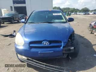✅ 2007 Hyundai Accent SE • VIN: KMHCN36C27U004406 • Lot: 69134815. Wystawiony na Copart z przebiegiem 172 686 mil. Bezpłatny archiwum sprzedaży aukcyjnych z USA i szczegółowy raport historii pojazdu na DreamBid. Zdjęcie 5.
