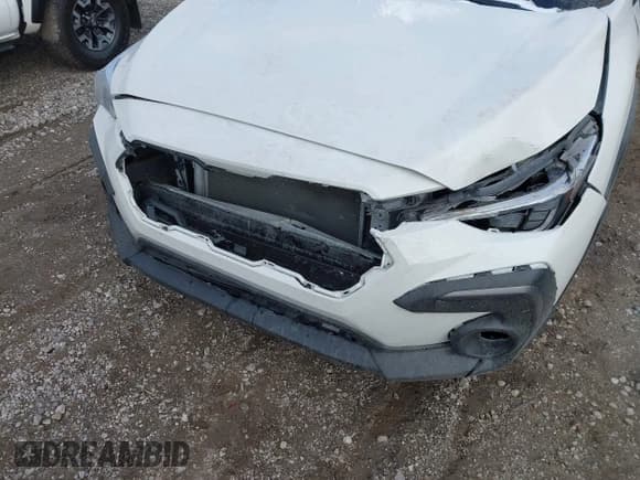 ✅ 2024 Subaru Crosstrek Limited • VIN: 4S4GUHL69R3733222 • Lot: 43647889. Listed on IAAI with 47,544 mi. Free auction sales archive from the USA and detailed vehicle history report at DreamBid. Image 6.