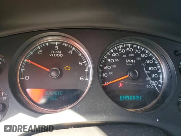 2008 Chevrolet Tahoe LTZ with VIN 1GNFK13008J141640, listed as a Copart auction lot 82100545 with 277,326 mi miles and Salvage title. Bid and sale history available at DreamBid. Image 9.