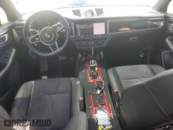 ✅ 2019 Porsche Macan • VIN: WP1AA2A52KLB07400 • Lot: 80820295. Listed on Copart with 22,941 mi. Free auction sales archive from the USA and detailed vehicle history report at DreamBid. Image 8.