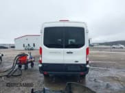 ✅ 2017 Ford Transit • VIN: 1FTYR2CM7HKA86099 • Lot: 41550068. Wystawiony na IAAI z przebiegiem Nie podano. Bezpłatny archiwum sprzedaży aukcyjnych z USA i szczegółowy raport historii pojazdu na DreamBid. Zdjęcie 17.