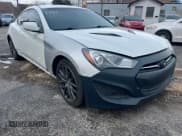 ✅ 2013 Hyundai Genesis Coupe R-Spec • VIN: KMHHT6KD9DU101531 • Lot: 49768125. Wystawiony na Copart z przebiegiem 103 932 mil. Bezpłatny archiwum sprzedaży aukcyjnych z USA i szczegółowy raport historii pojazdu na DreamBid. Zdjęcie 1.