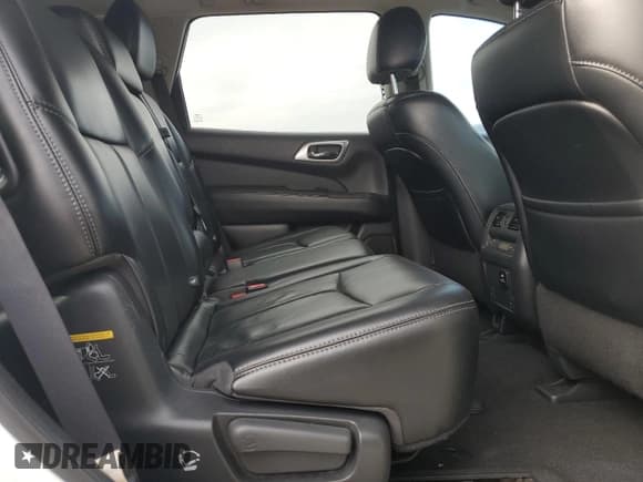 ✅ 2017 Nissan Pathfinder Platinum • VIN: 5N1DR2MN0HC683400 • Лот: 92734095. Опубликован ранее на Copart с пробегом 149 168 миль. Бесплатный доступ к архиву аукционных продаж из США и подробный отчёт об истории автомобиля на DreamBid. Изображение 11.