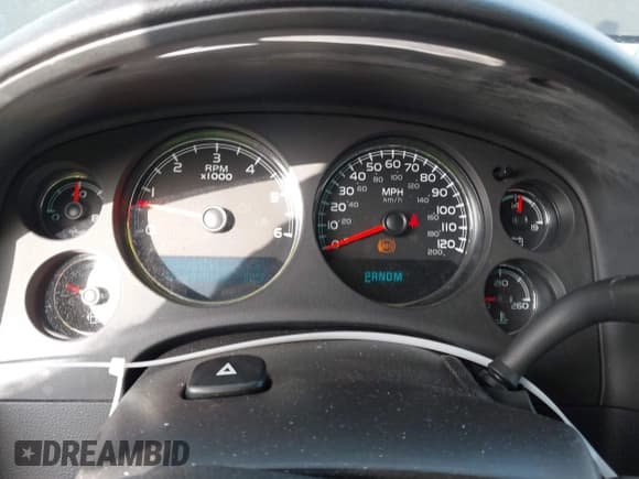 ✅ 2014 Chevrolet Tahoe LT • VIN: 1GNSCBE07ER120098 • Lot: 42623461. Listed on IAAI with 166,170 mi. Free auction sales archive from the USA and detailed vehicle history report at DreamBid. Image 7.