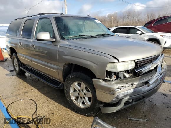 ✅ 2003 Chevrolet Suburban LT • VIN: 1GNFK16Z13J341400 • Лот: 84172164. Опубликован ранее на Copart с пробегом 277 843 миль. Бесплатный доступ к архиву аукционных продаж из США и подробный отчёт об истории автомобиля на DreamBid. Изображение 4.