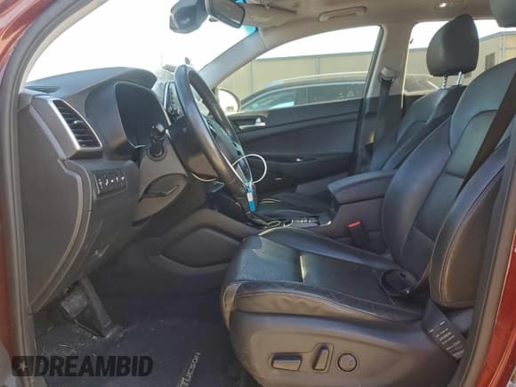 ✅ 2019 Hyundai Tucson SEL • VIN: KM8J33AL1KU023381 • Лот: 90708475. Опубликован ранее на Copart с пробегом 135 873 миль. Бесплатный доступ к архиву аукционных продаж из США и подробный отчёт об истории автомобиля на DreamBid. Изображение 7.