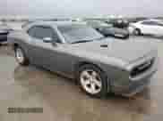 2011 Dodge Challenger z VIN 2B3CJ4DG0BH601949, wystawiony jako Copart lot #70863954 z przebiegiem 172 808 mil mil oraz Czysty tytuł • Clean title. Historia ofert i sprzedaży dostępna na DreamBid. Obrazek 4.