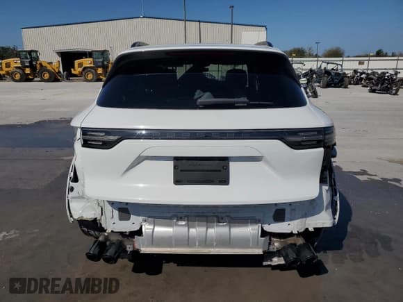 ✅ 2020 Porsche Cayenne S • VIN: WP1AB2AY1LDA27430 • Lot: 45220325. Wystawiony na Copart z przebiegiem 20 008 mil. Bezpłatny archiwum sprzedaży aukcyjnych z USA i szczegółowy raport historii pojazdu na DreamBid. Zdjęcie 6.