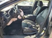 ✅ 2015 Chevrolet Impala LT • VIN: 1G1115SL2FU136968 • Лот: 71042134. Опубликован ранее на Copart с пробегом 203 912 миль. Бесплатный доступ к архиву аукционных продаж из США и подробный отчёт об истории автомобиля на DreamBid. Изображение 7.