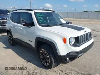 ✅ 2023 Jeep Renegade Latitude • VIN: ZACNJDB14PPP35730 • Lot: 42811838. Wystawiony na IAAI z przebiegiem 9 444 mil. Bezpłatny archiwum sprzedaży aukcyjnych z USA i szczegółowy raport historii pojazdu na DreamBid. Zdjęcie 1.