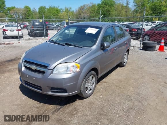 ✅ 2011 Chevrolet Aveo 1LT • VIN: KL1TD5DE2BB166314 • Lot: 42189240. Wystawiony na IAAI z przebiegiem 140 922 mil. Bezpłatny archiwum sprzedaży aukcyjnych z USA i szczegółowy raport historii pojazdu na DreamBid. Zdjęcie 2.