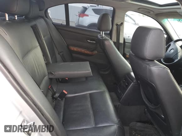 ✅ 2006 BMW 3 Series 325i • VIN: WBAVB17576NK32174 • Lot: 69791275. Wystawiony na Copart z przebiegiem Nie podano. Bezpłatny archiwum sprzedaży aukcyjnych z USA i szczegółowy raport historii pojazdu na DreamBid. Zdjęcie 10.