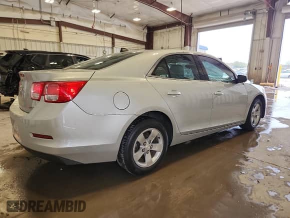 2013 Chevrolet Malibu LS с VIN 1G11B5SAXDF245823, выставлен на аукционе Copart как лот 86286115 с пробегом 82 934 миль миль и На запчасти • Non repairable. История ставок и продаж доступна на DreamBid. Изображение 3.