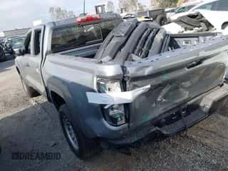 2025 Chevrolet Colorado 2WD Work Truck с VIN 1GCPSBEK5S1187683, выставлен на аукционе IAAI как лот 43141789 с пробегом 4 043 миль миль и . История ставок и продаж доступна на DreamBid. Изображение 3.