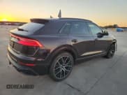 ✅ 2020 Audi Q8 Prestige • VIN: WA1FVAF13LD020347 • Лот: 87287705. Опубликован ранее на Copart с пробегом 68 491 миль. Бесплатный доступ к архиву аукционных продаж из США и подробный отчёт об истории автомобиля на DreamBid. Изображение 3.