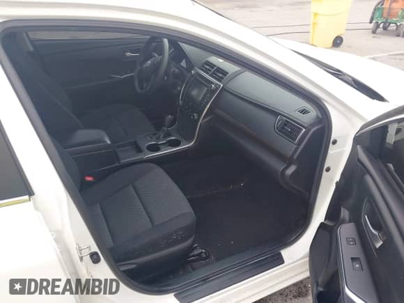 2015 Toyota Camry LE with VIN 4T4BF1FKXFR516407, listed as a IAAI auction lot 43385667 with 52,160 mi miles and . Bid and sale history available at DreamBid. Image 5.