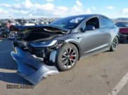 ✅ 2024 Tesla Model X Plaid • VIN: 7SAXCBE60RF447105 • Lot: 41355592. Wystawiony na IAAI z przebiegiem Nie podano. Bezpłatny archiwum sprzedaży aukcyjnych z USA i szczegółowy raport historii pojazdu na DreamBid. Zdjęcie 2.