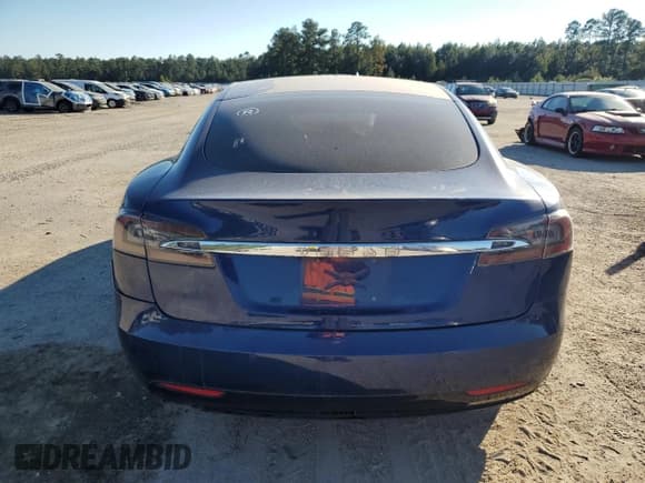 ✅ 2017 Tesla Model S 100D • VIN: 5YJSA1E23HF186023 • Lot: 86671815. Listed on Copart with 119,295 mi. Free auction sales archive from the USA and detailed vehicle history report at DreamBid. Image 6.