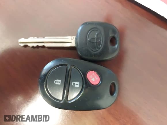 ✅ 2014 Toyota Tundra SR5 • VIN: 5TFRM5F12EX069974 • Lot: 41752200. Listed on IAAI with 15 mi. Free auction sales archive from the USA and detailed vehicle history report at DreamBid. Image 11.