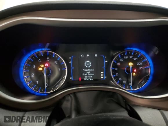 ✅ 2024 Chrysler Grand Caravan SXT • VIN: 2C4RC1ZG1RR107226 • Lot: 85417454. Listed on Copart with 38,567 mi. Free auction sales archive from the USA and detailed vehicle history report at DreamBid. Image 9.