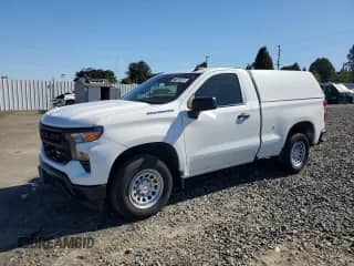 2023 Chevrolet Silverado 1500 Work Truck z VIN 3GCNAAEK2PG345474, wystawiony jako Copart lot #71587355 z przebiegiem 133 813 mil mil oraz Czysty tytuł • Clean title. Historia ofert i sprzedaży dostępna na DreamBid. Obrazek 1.