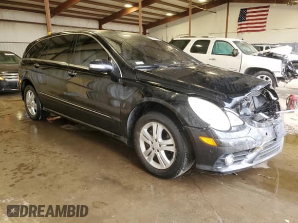 ✅ 2008 Mercedes-Benz R 3.5L • VIN: 4JGCB65E98A076462 • Lot: 54045505. Listed on Copart with 188,603 mi. Free auction sales archive from the USA and detailed vehicle history report at DreamBid. Image 4.