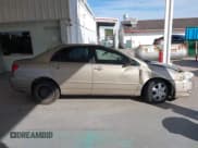 ✅ 2004 Toyota Corolla CE • VIN: 1NXBR32E14Z272799 • Lot: 43664394. Wystawiony na IAAI z przebiegiem 214 374 mil. Bezpłatny archiwum sprzedaży aukcyjnych z USA i szczegółowy raport historii pojazdu na DreamBid. Zdjęcie 13.