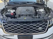 ✅ 2018 Land Rover Range Rover Velar S • VIN: SALYB2RN0JA733550 • Lot: 65464125. Wystawiony na Copart z przebiegiem 112 958 mil. Bezpłatny archiwum sprzedaży aukcyjnych z USA i szczegółowy raport historii pojazdu na DreamBid. Zdjęcie 10.