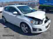 ✅ 2013 Chevrolet Sonic LTZ • VIN: 1G1JF6SG6D4235476 • Лот: 41758012. Размещён на IAAI с пробегом 173 093 миль миль. Получите бесплатный доступ к архиву аукционных продаж из США и посмотрите подробный отчёт об истории автомобиля на DreamBid. Изображение 1.