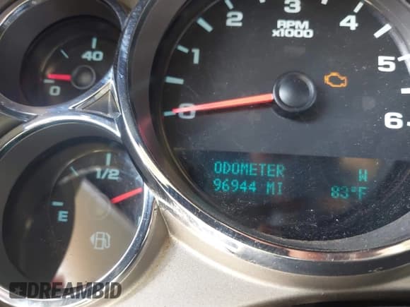 ✅ 2013 Chevrolet Silverado 1500 LT • VIN: 3GCPCSE02DG172235 • Lot: 43206307. Listed on IAAI with 96,944 mi. Free auction sales archive from the USA and detailed vehicle history report at DreamBid. Image 15.