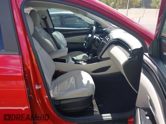 ✅ 2022 Hyundai Tucson SEL • VIN: 5NMJC3AEXNH049933 • Lot: 43328930. Wystawiony na IAAI z przebiegiem 63 220 mil. Bezpłatny archiwum sprzedaży aukcyjnych z USA i szczegółowy raport historii pojazdu na DreamBid. Zdjęcie 5.