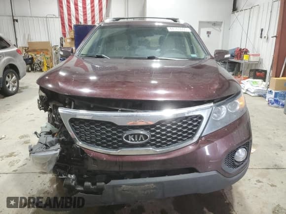 ✅ 2012 Kia Sorento EX • VIN: 5XYKUCA61CG247365 • Lot: 44163095. Listed on Copart with 158,871 mi. Free auction sales archive from the USA and detailed vehicle history report at DreamBid. Image 5.