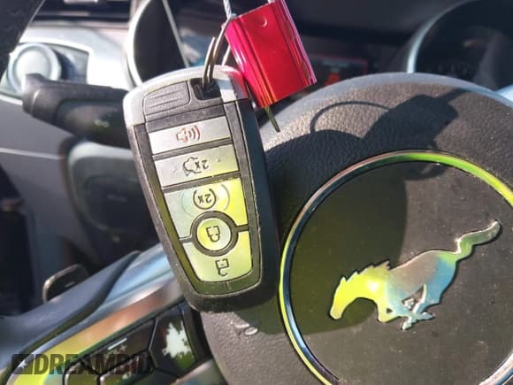 ✅ 2020 Ford Mustang EcoBoost • VIN: 1FATP8UH8L5137546 • Lot: 42970561. Listed on IAAI with 114,212 mi. Free auction sales archive from the USA and detailed vehicle history report at DreamBid. Image 11.